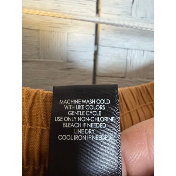 Torrid women’s shorts mustard yellow drawstring packets linen blend plus size - Picture 8 of 14